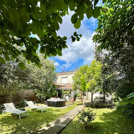 Prázdninový dům House, Garden Spa, Tram, Parking Lots, Bordeaux Gate Bègles