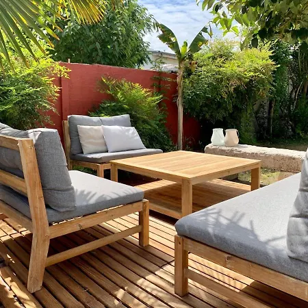 House, Garden Spa, Tram, Parking Lots, Bordeaux Gate